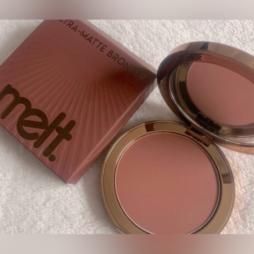 Melt Cosmetics Ultra Matte Bronzer- Long Beach